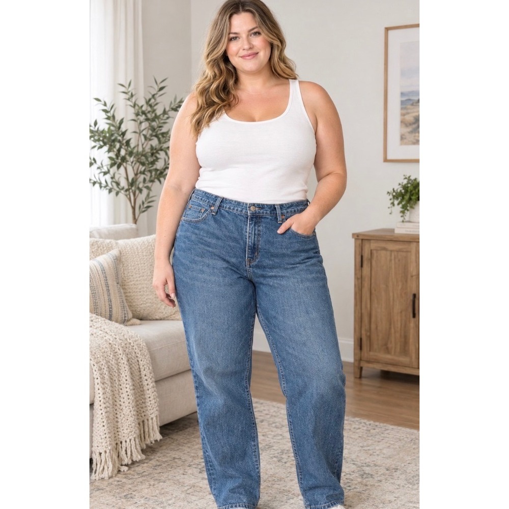 Signature Levi Strauss & Co. Women's Size 18M Jeans Stretch Denim